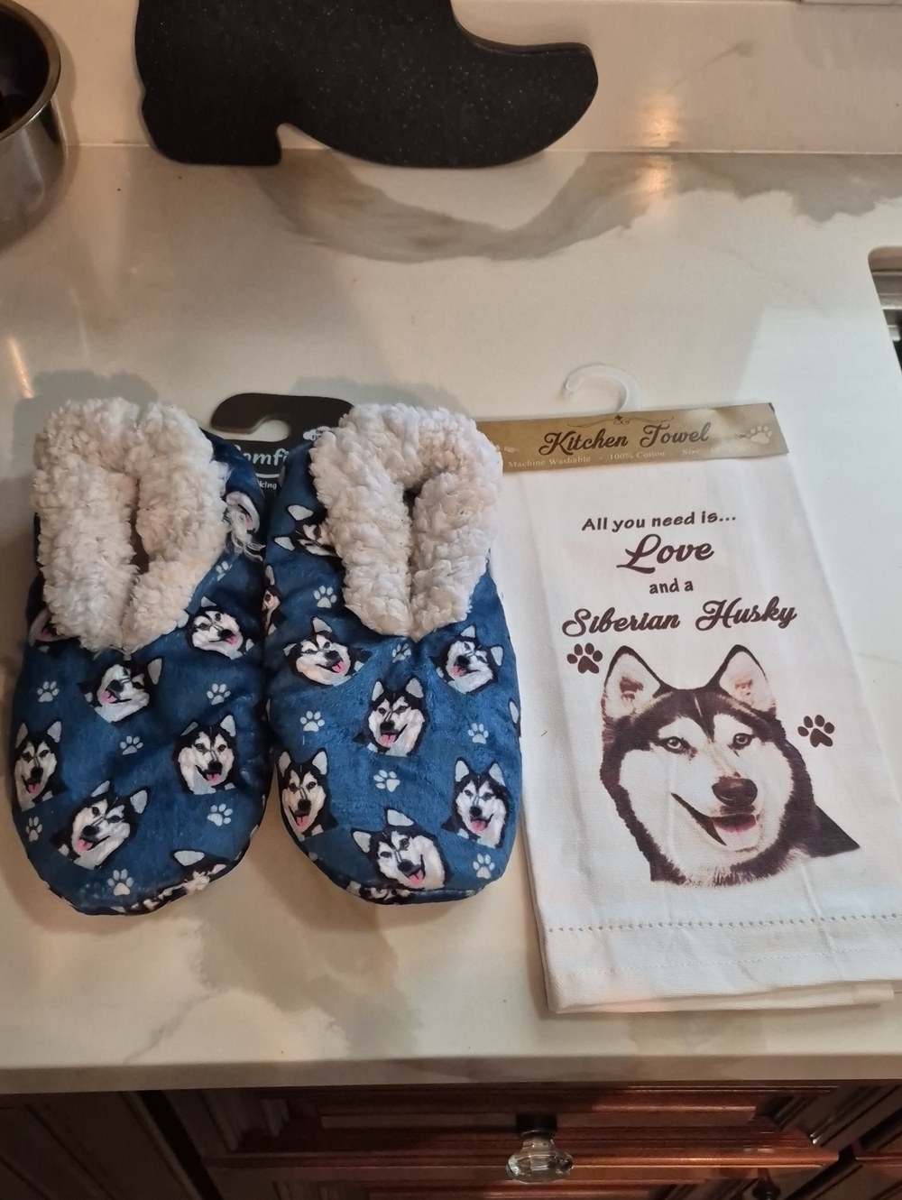 Cozy Husky Print Slippers - Blue